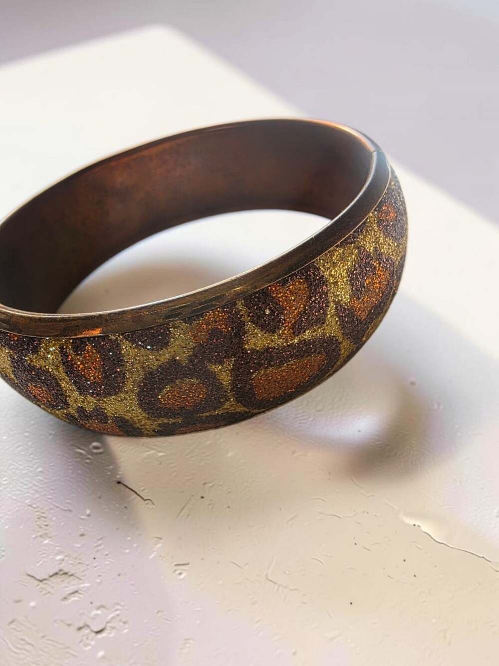 Vintage Animal Print Glitter Bangle Bracelet Gold Brown Leopard
